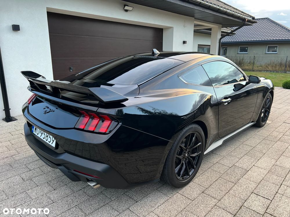 Ford Mustang 2.3 EcoBoost - 12