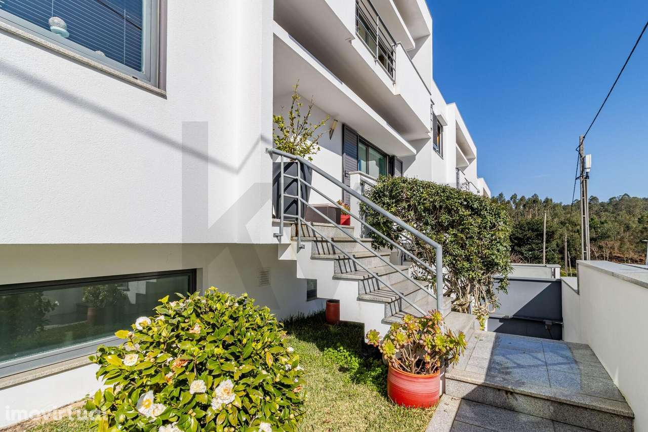 MORADIA EM BANDA T3 - Grande imagem: 2/40