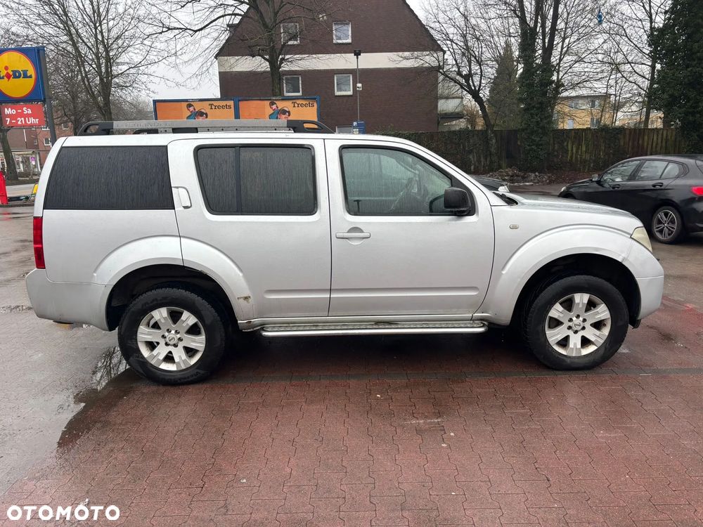 Nissan Pathfinder 2.5 DCi Elegance - 10