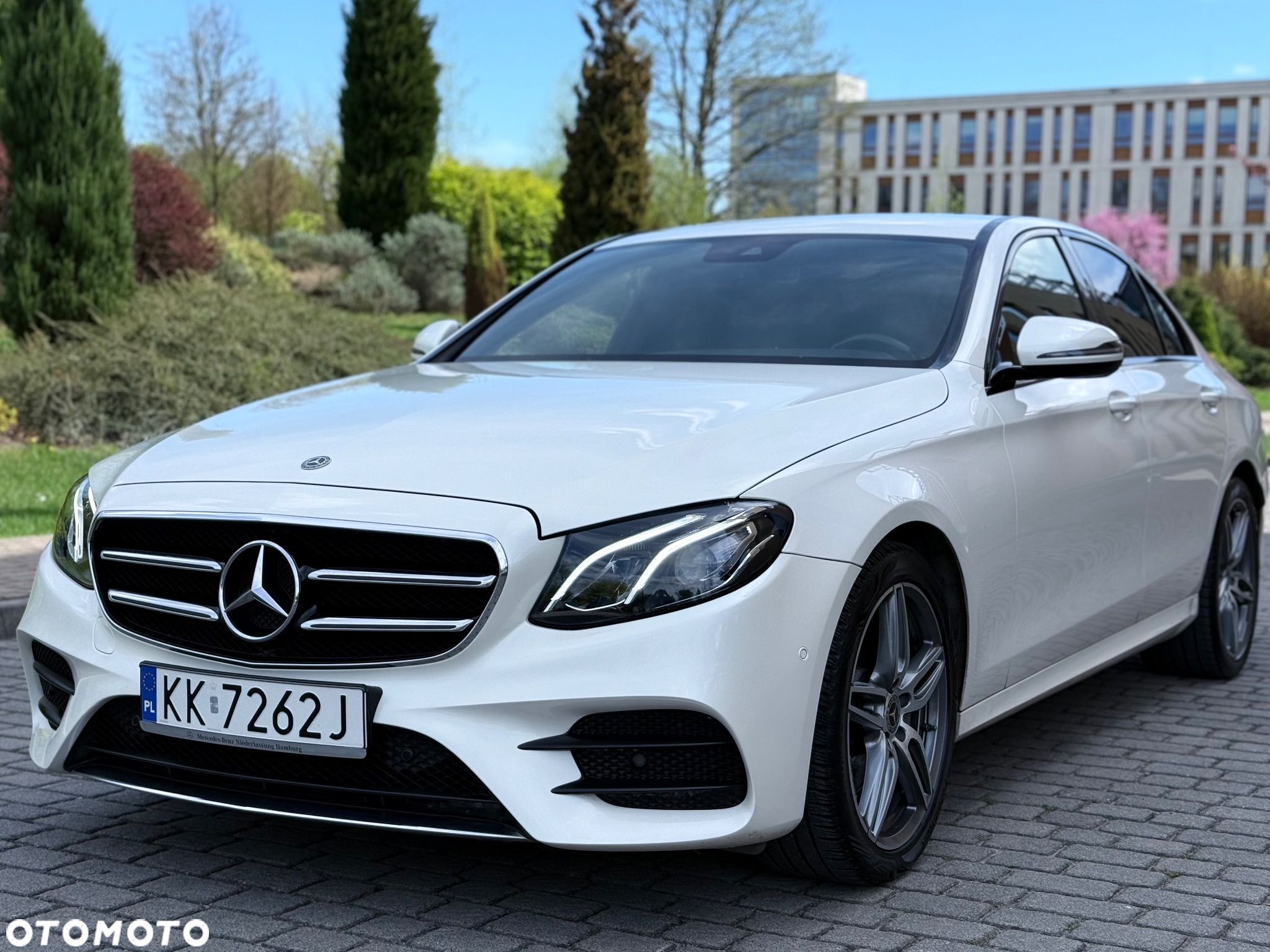Mercedes-Benz Klasa E 200 9G-TRONIC - 1