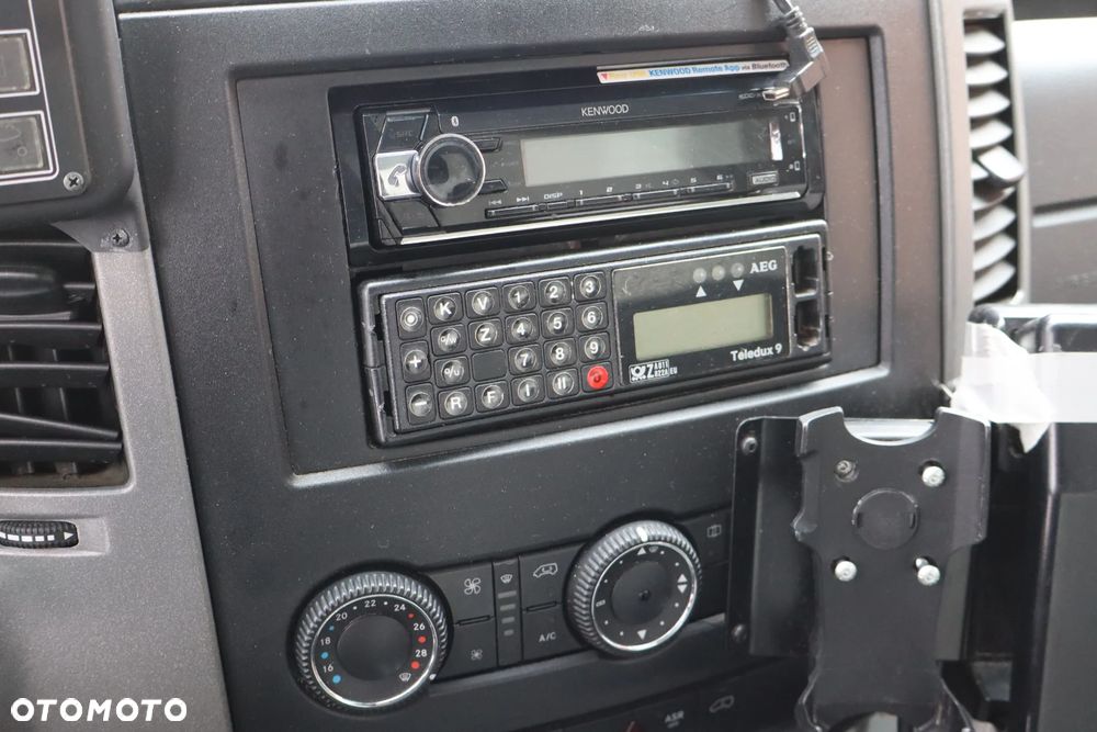 Mercedes-Benz SPRINTER - 17