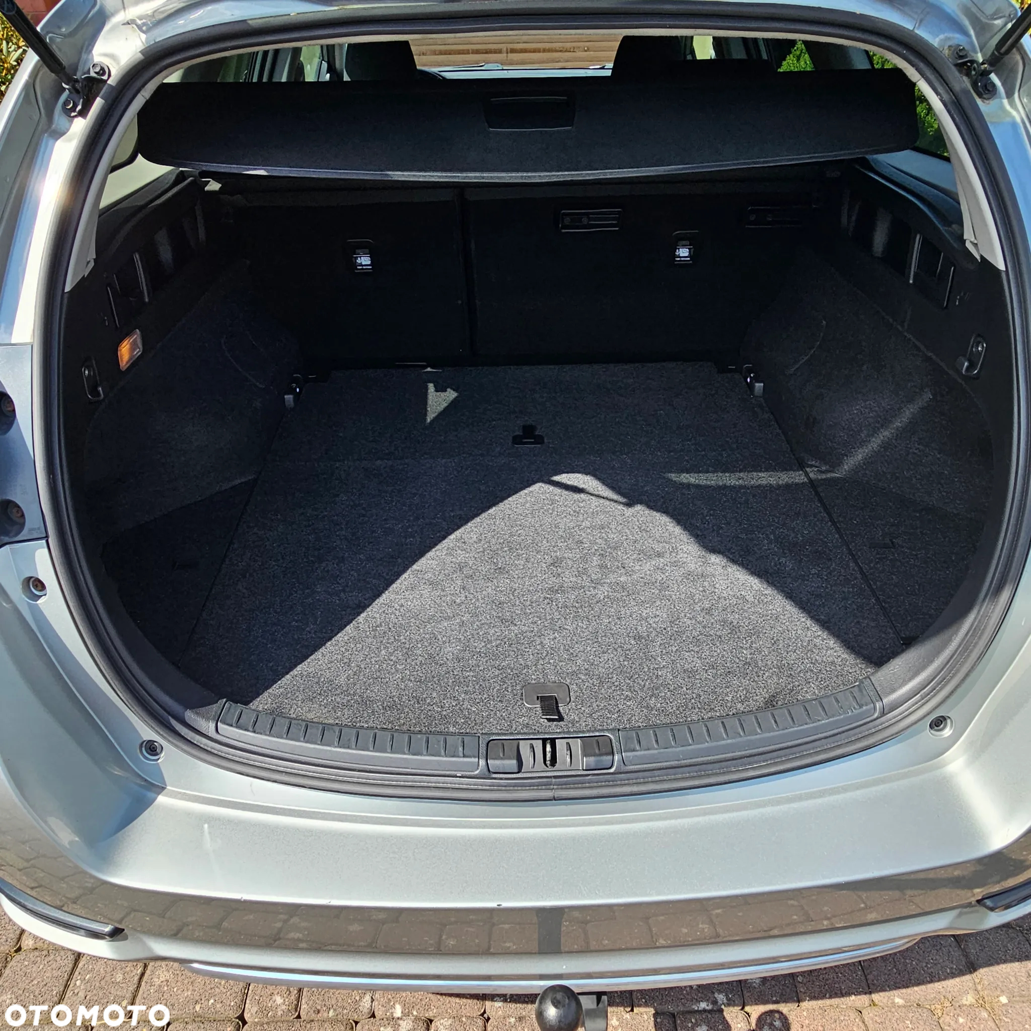 Toyota Auris 1.6 D-4D Touring Sports Comfort - 10