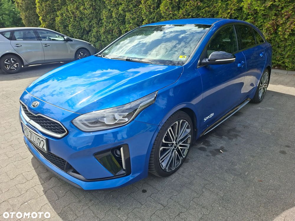 Kia ProCeed - 2