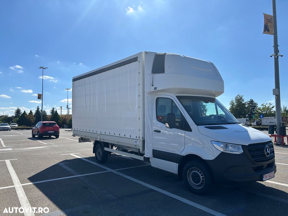 Mercedes-Benz Sprinter - 1
