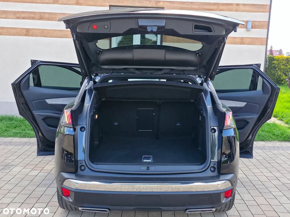 Peugeot 3008 1.6 PureTech HYbrid GT S&S EAT8 - 37