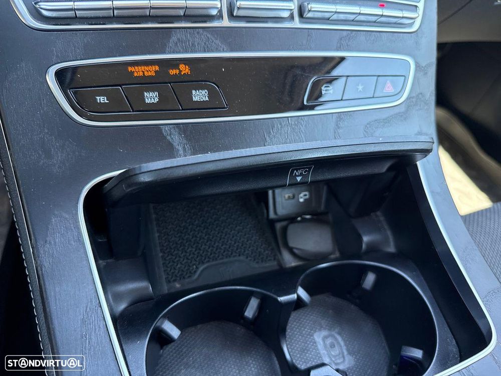 Mercedes-Benz E 300 - 22