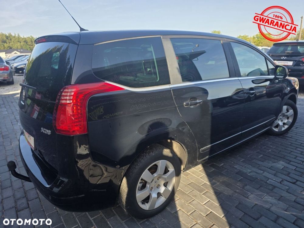 Peugeot 5008 - 12
