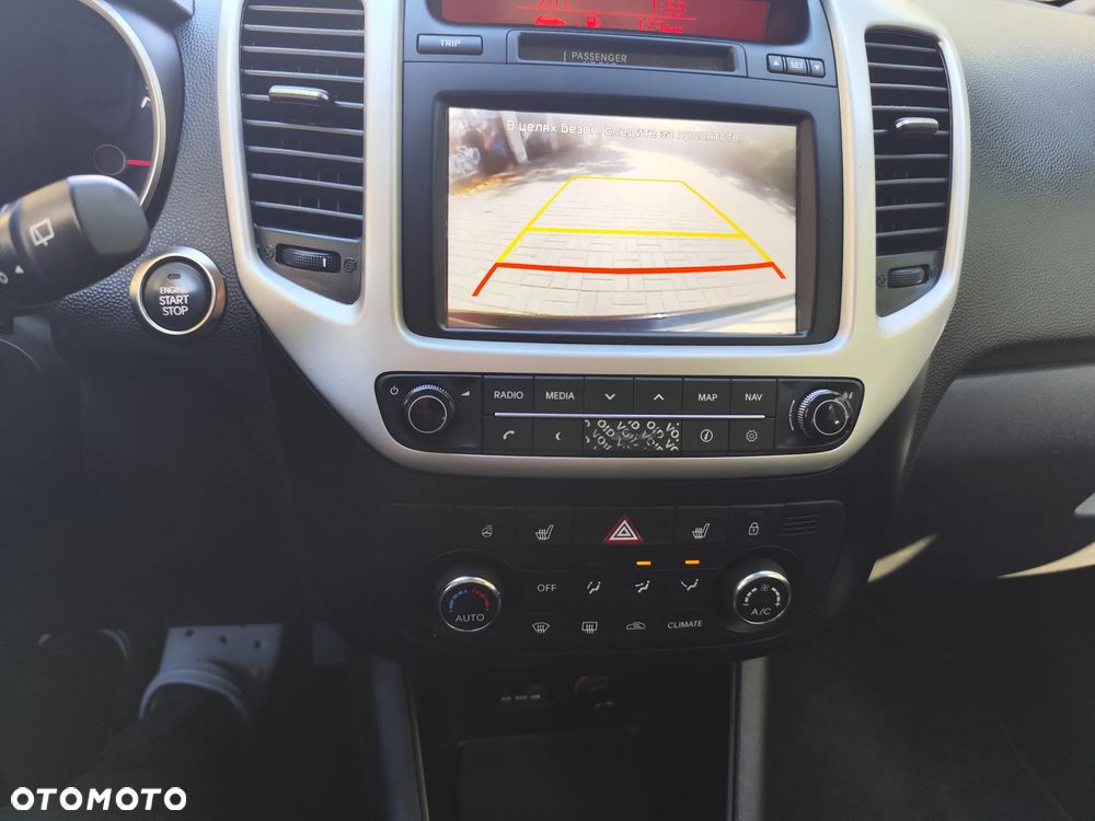 Kia Venga - 22