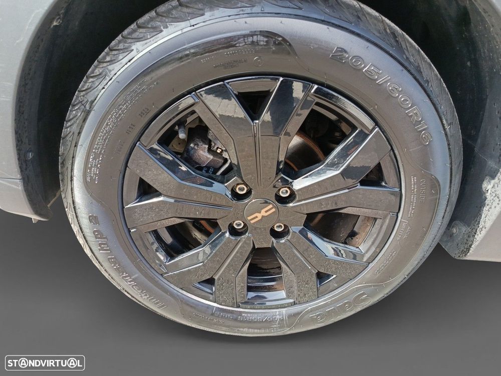 Dacia Sandero 1.0 TCe Extreme CVT - 14