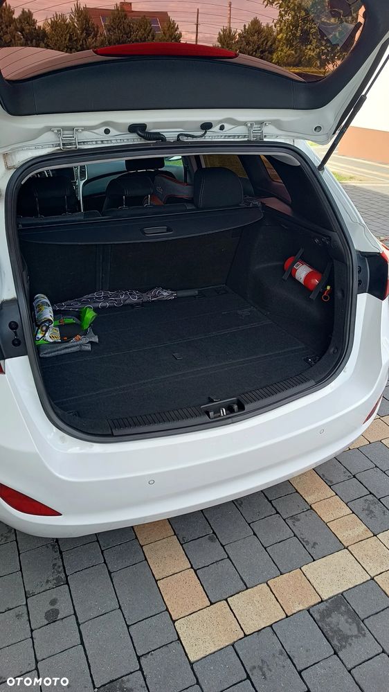 Hyundai i30 1.6 GDI Comfort - 10