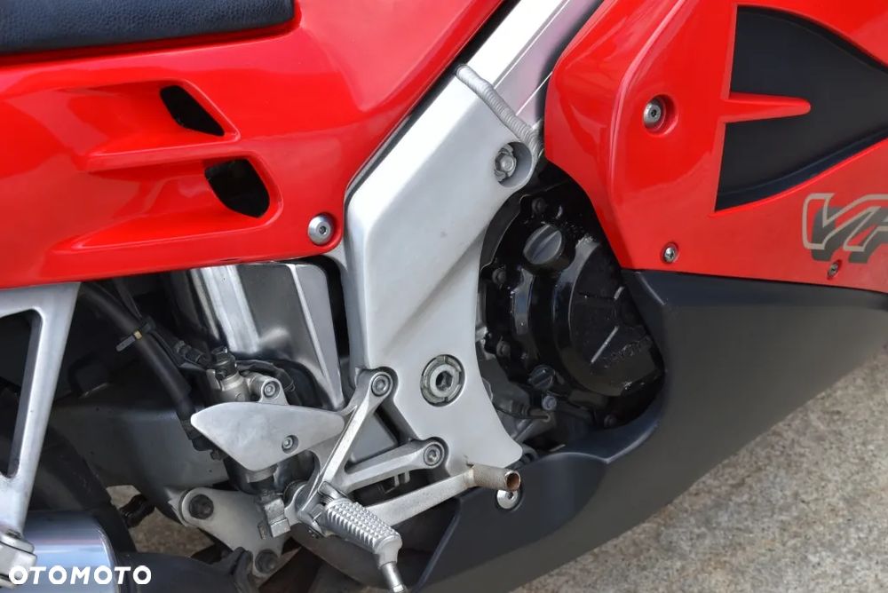Honda VFR - 30