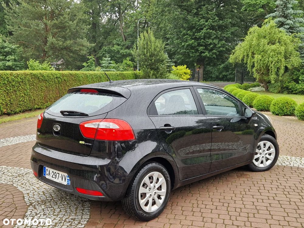 Kia Rio 1.2 Attract - 3