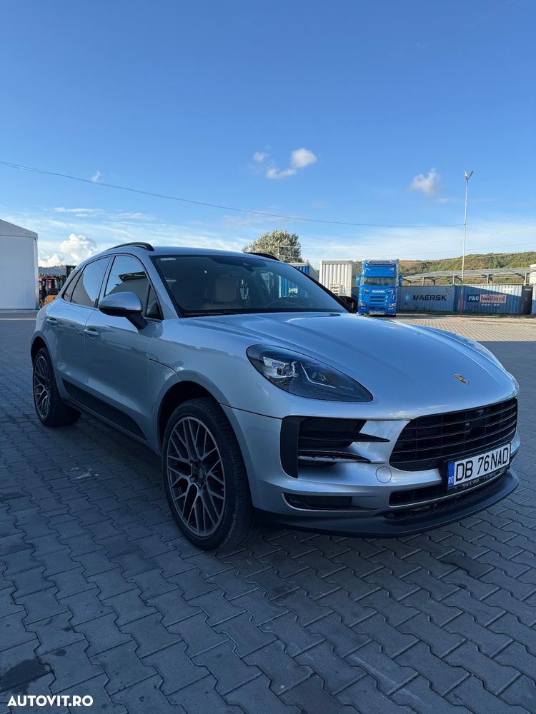 Porsche Macan Standard - 2