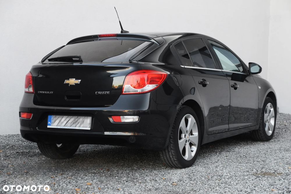 Chevrolet Cruze 1.8 LT - 14