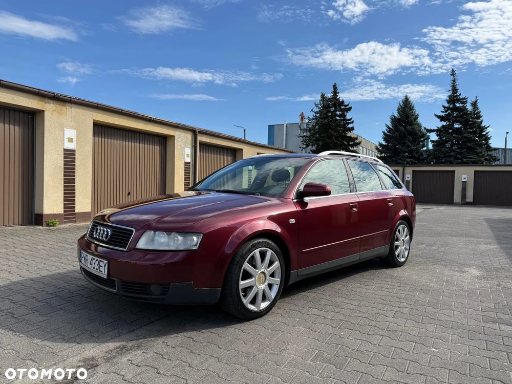 Audi A4 Avant 3.0 Quattro - 1