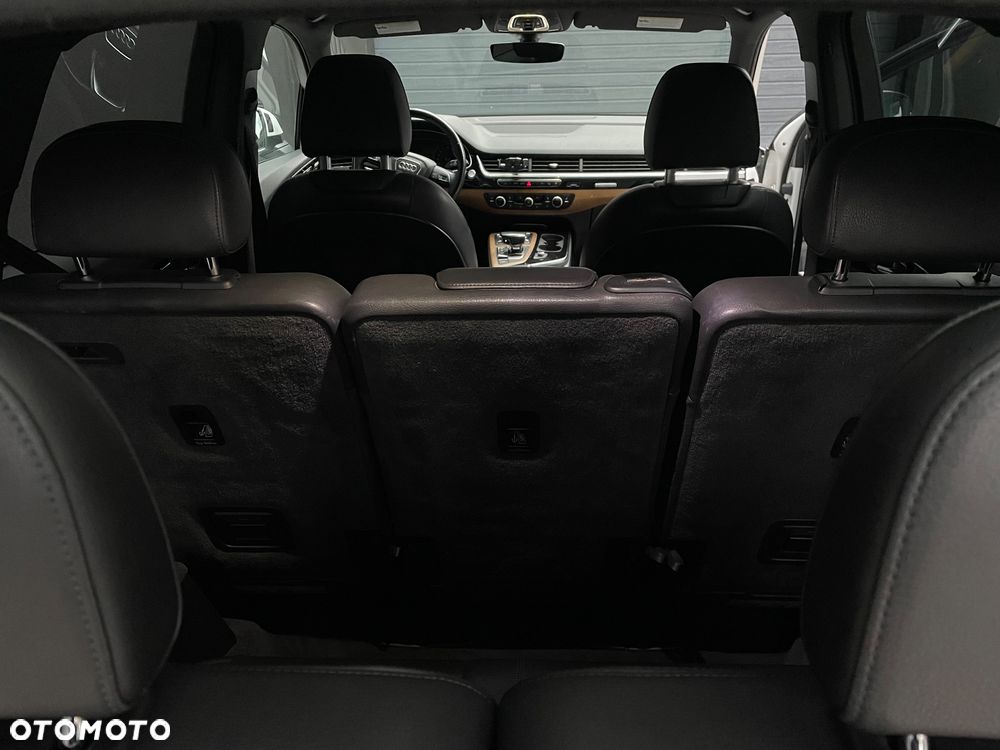 Audi Q7 3.0 TFSI Quattro Tiptronic - 18