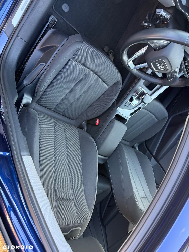 Audi A4 Avant 40 TDI quattro S tronic - 19