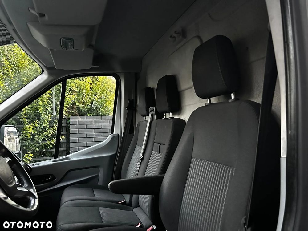 Ford Transit - 8
