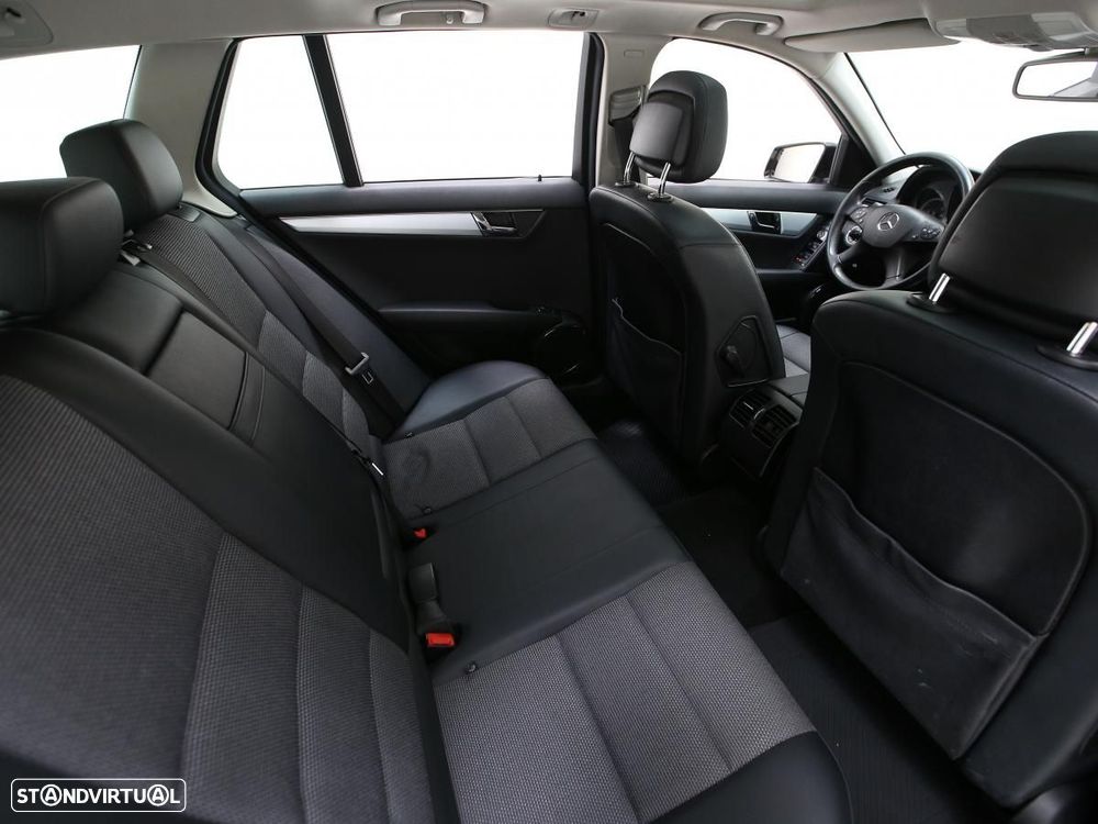 Mercedes-Benz C 200 - 13