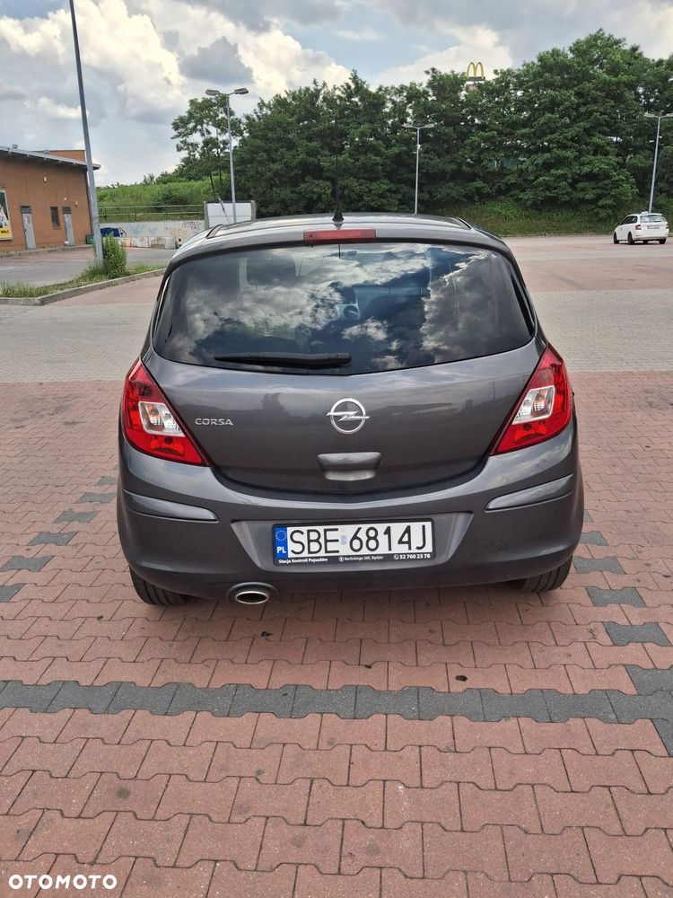 Opel Corsa 1.4 16V Energy - 4