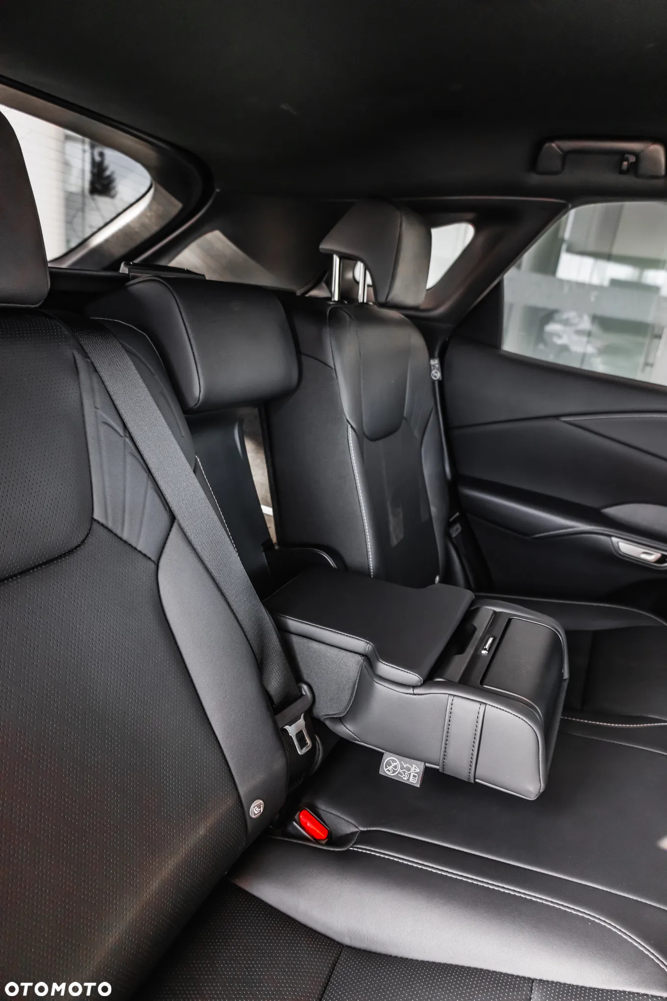 Lexus RX 350h Prestige - 29