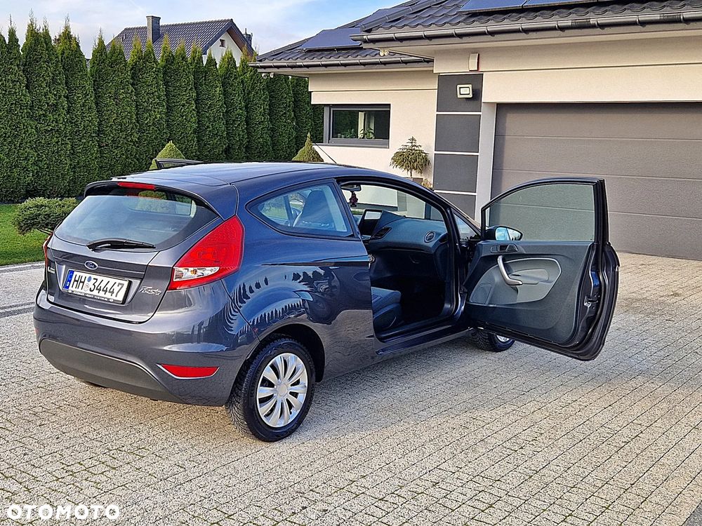 Ford Fiesta 1.25 Champions Edition - 12