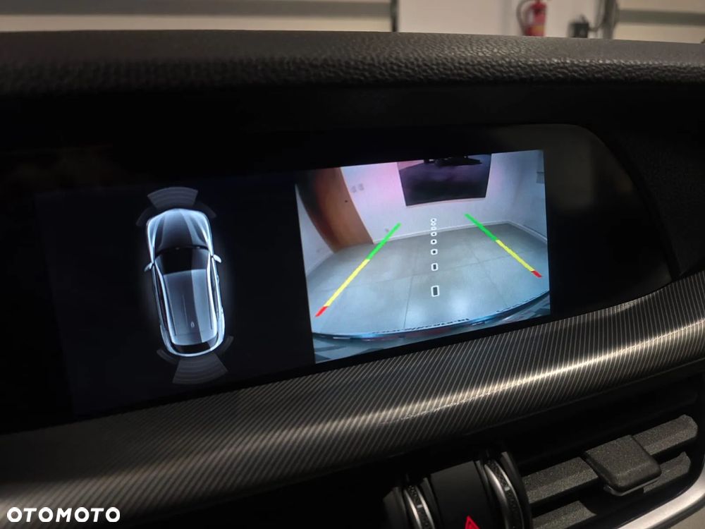 Alfa Romeo Stelvio 2.0 Turbo Veloce Q4 - 14
