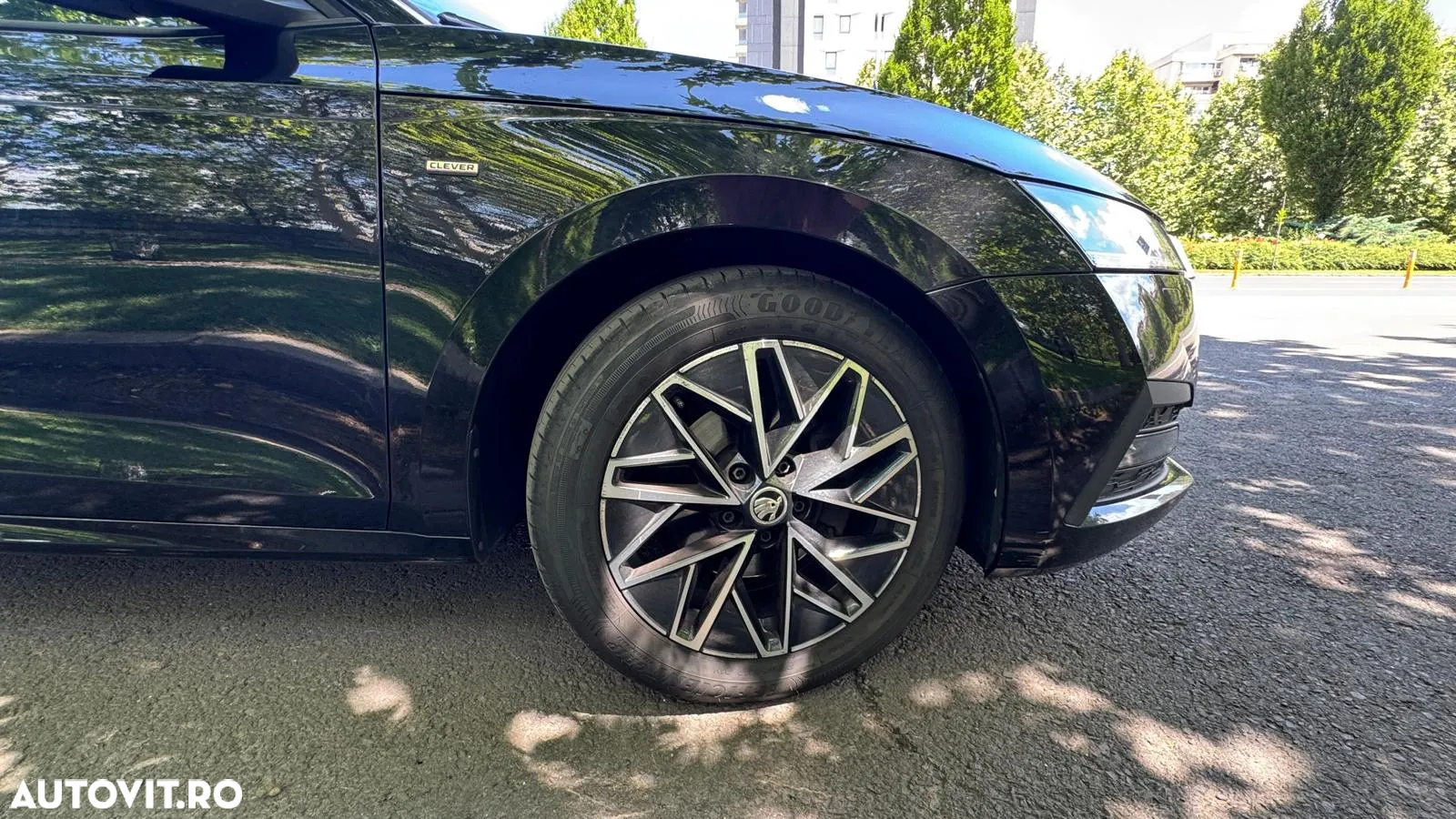 Skoda Octavia Combi 2.0 TDI DSG Clever - 20