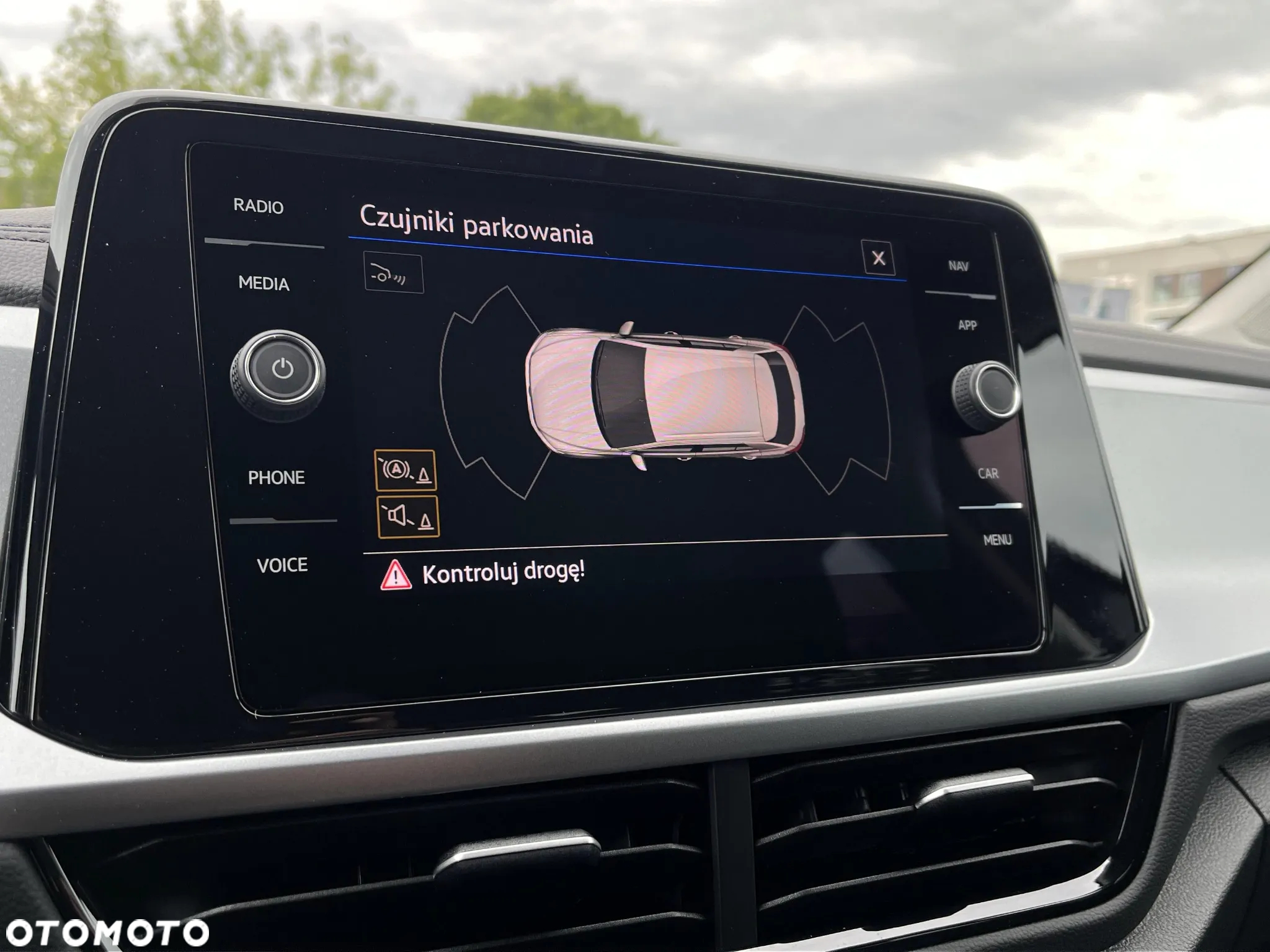 Volkswagen T-Roc 1.5 TSI Life Plus DSG - 27