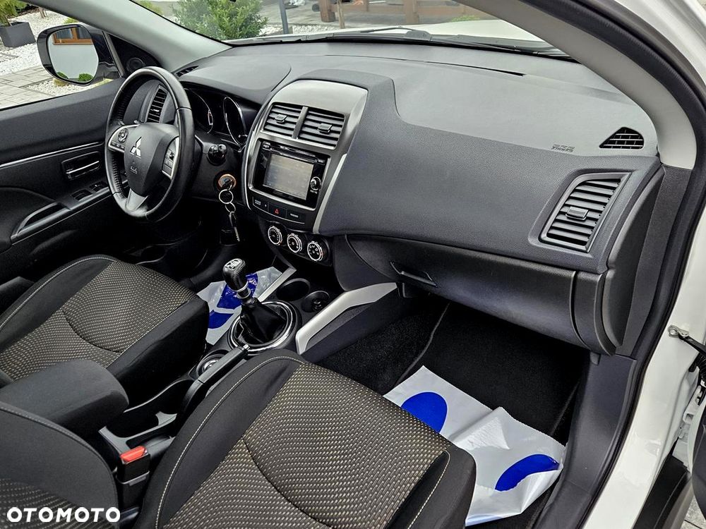 Mitsubishi ASX 1.8 DID Instyle 4WD AS&G - 24