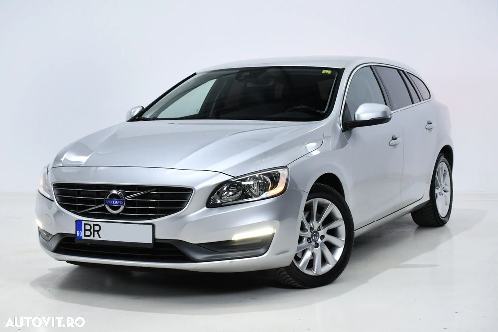 Volvo V60 D2 Start-Stop Momentum - 1
