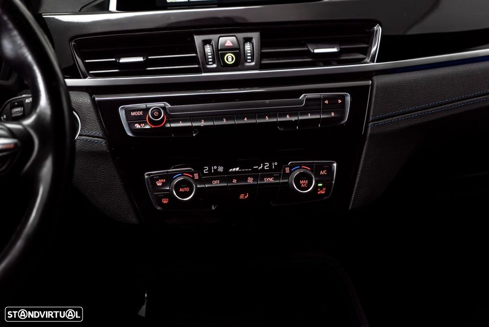 BMW X2 18 d sDrive Auto Pack M - 21