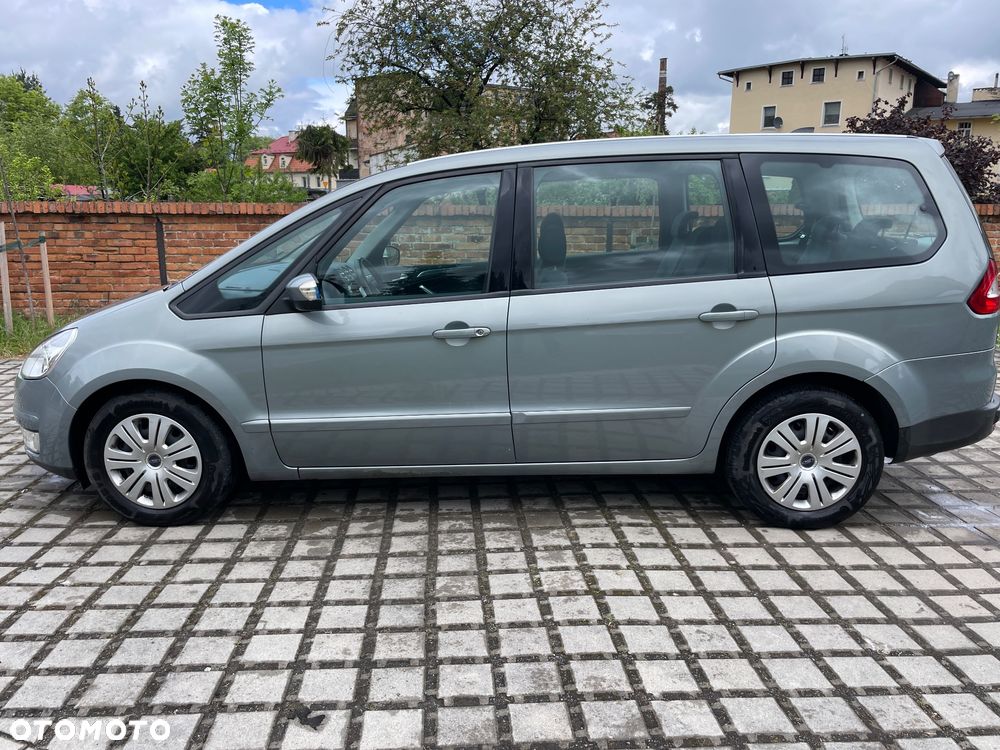 Ford Galaxy 2.0 TDCi DPF Ambiente - 8
