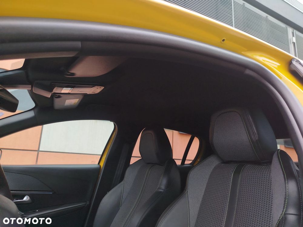 Peugeot 208 PureTech 130 EAT8 GT Pack - 24