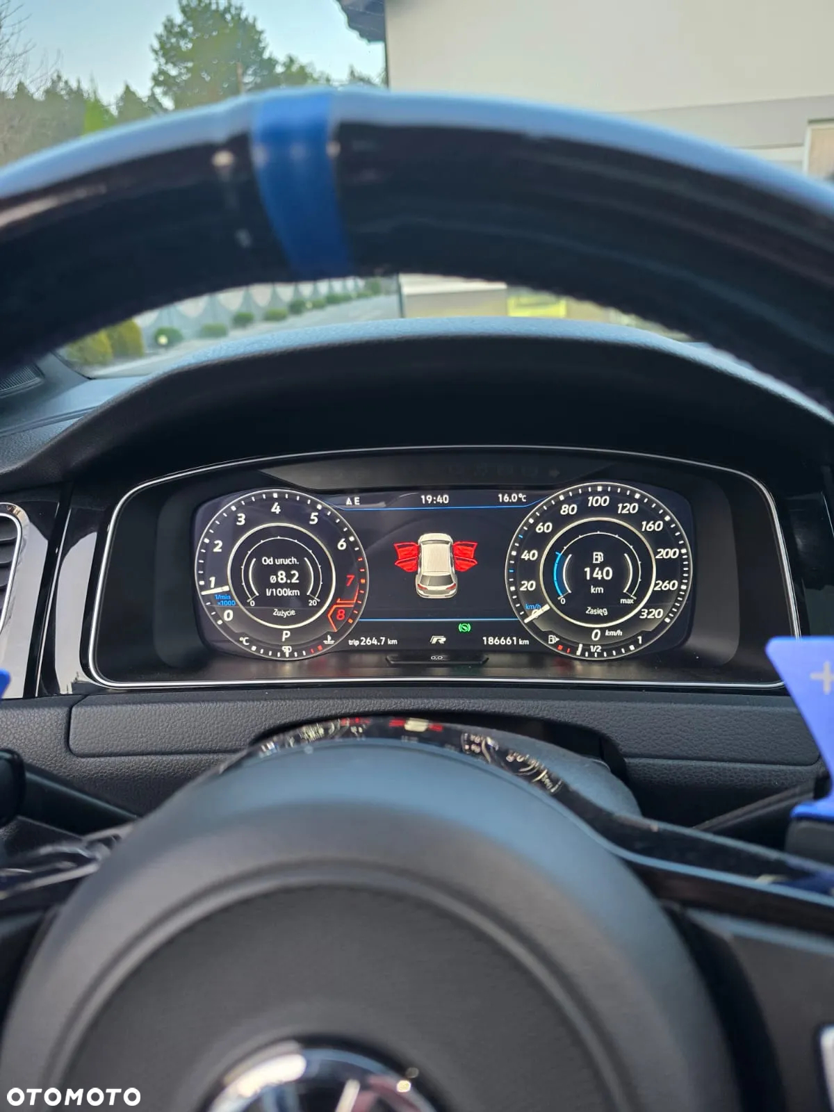 Volkswagen Golf R 4Motion (BlueMotion Technology) DSG - 23