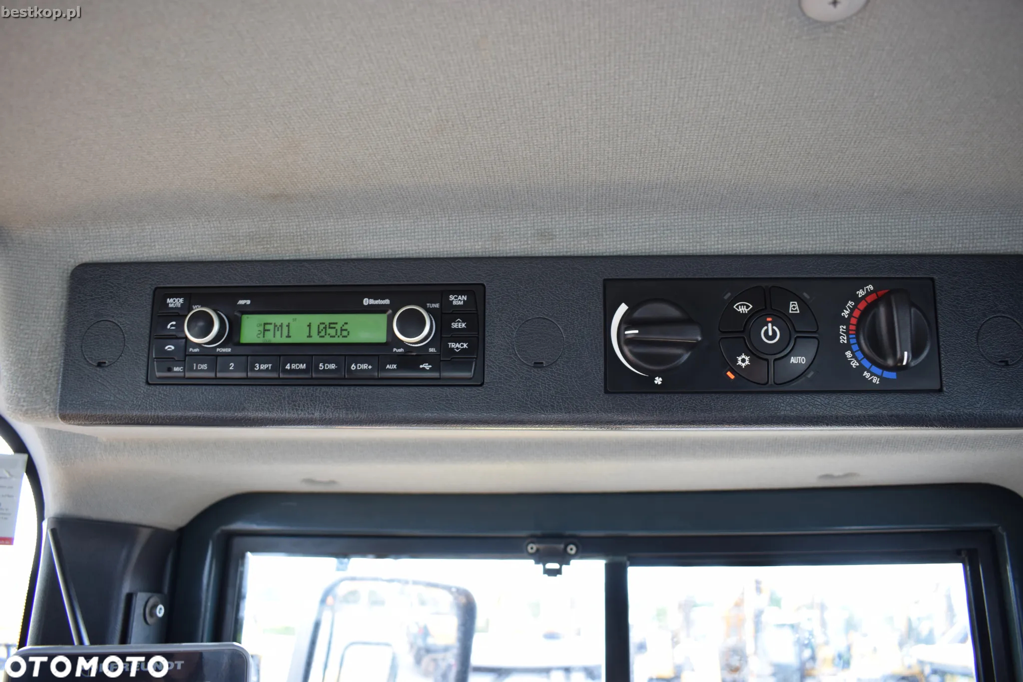 Hyundai HL965 - 32