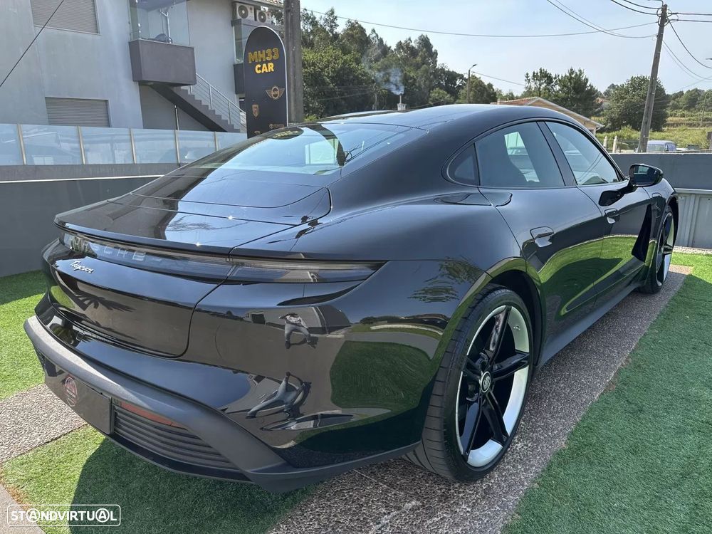 Porsche Taycan Standard - 9