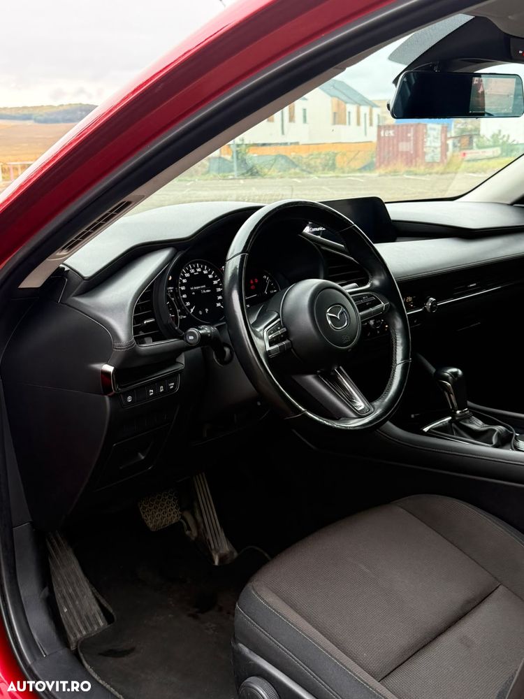 Mazda 3 - 8
