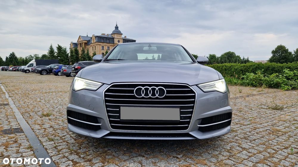 Audi A6 - 4