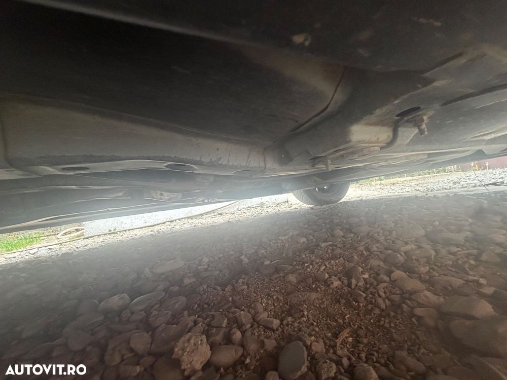 Dodge Avenger 2.0L CRD SXT - 19