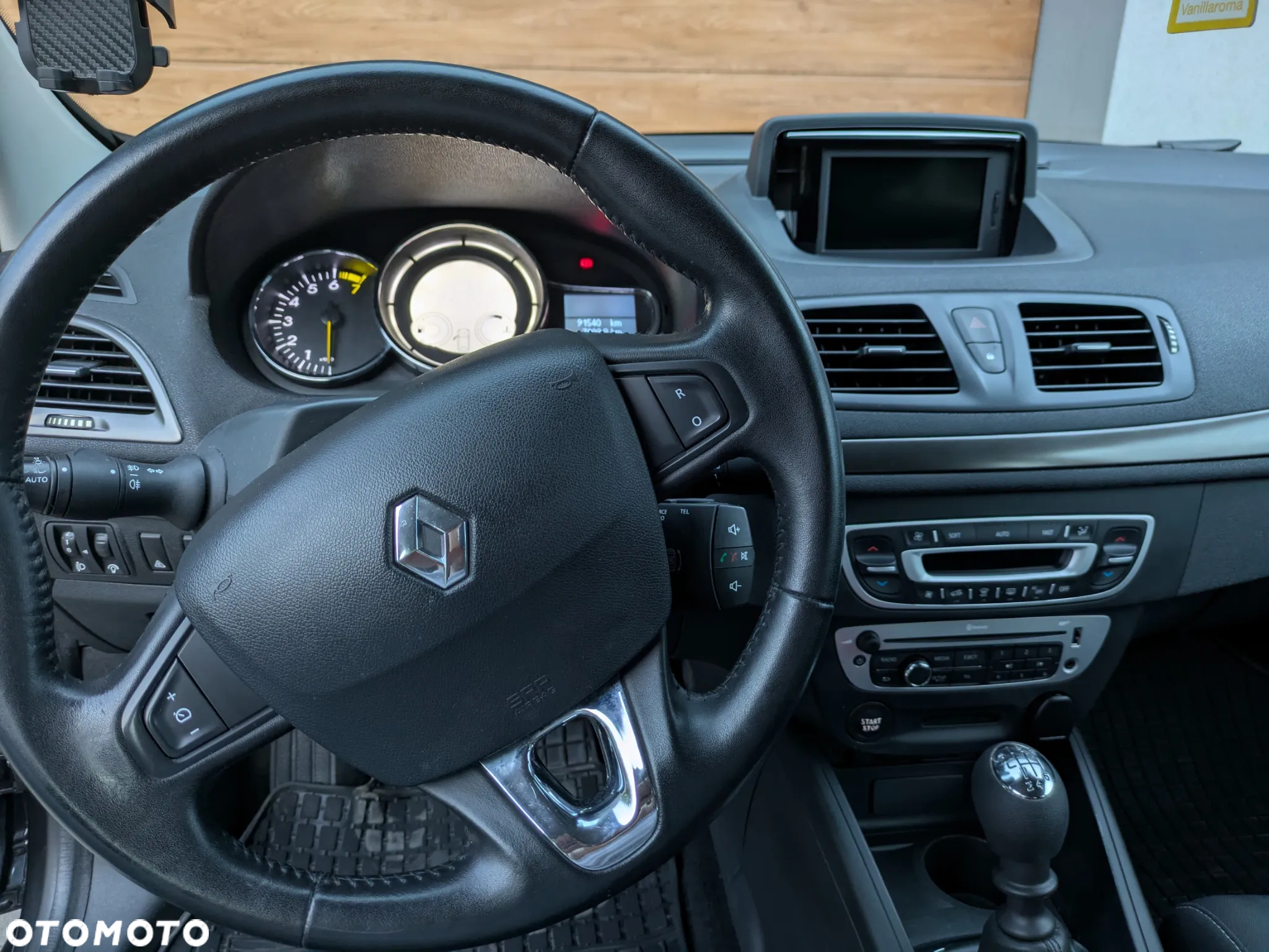 Renault Megane ENERGY TCe 130 Start & Stop Paris - 8
