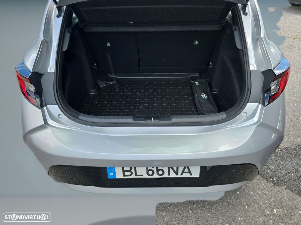 Toyota Corolla 1.8 Hybrid Comfort - 25