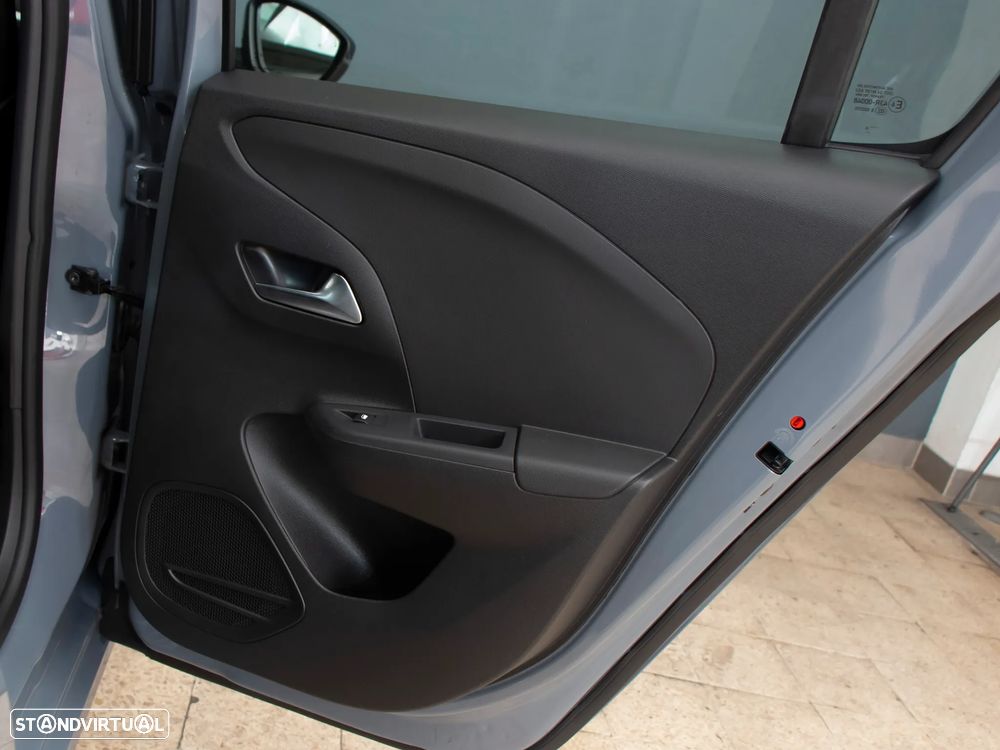 Opel Corsa 1.2 T Hybrid EdCT - 9