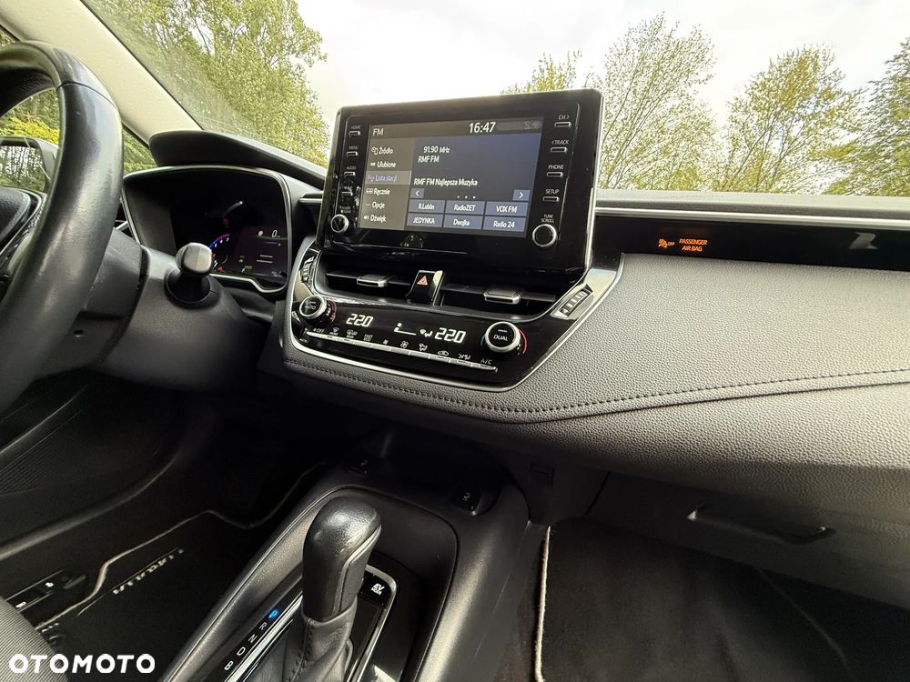 Toyota Corolla 1.8 Hybrid GPF Comfort - 28