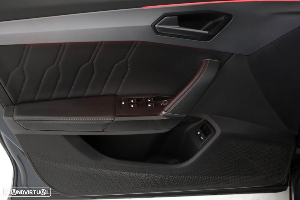 Cupra Formentor 1.4 e-Hybrid DSG VZ - 13