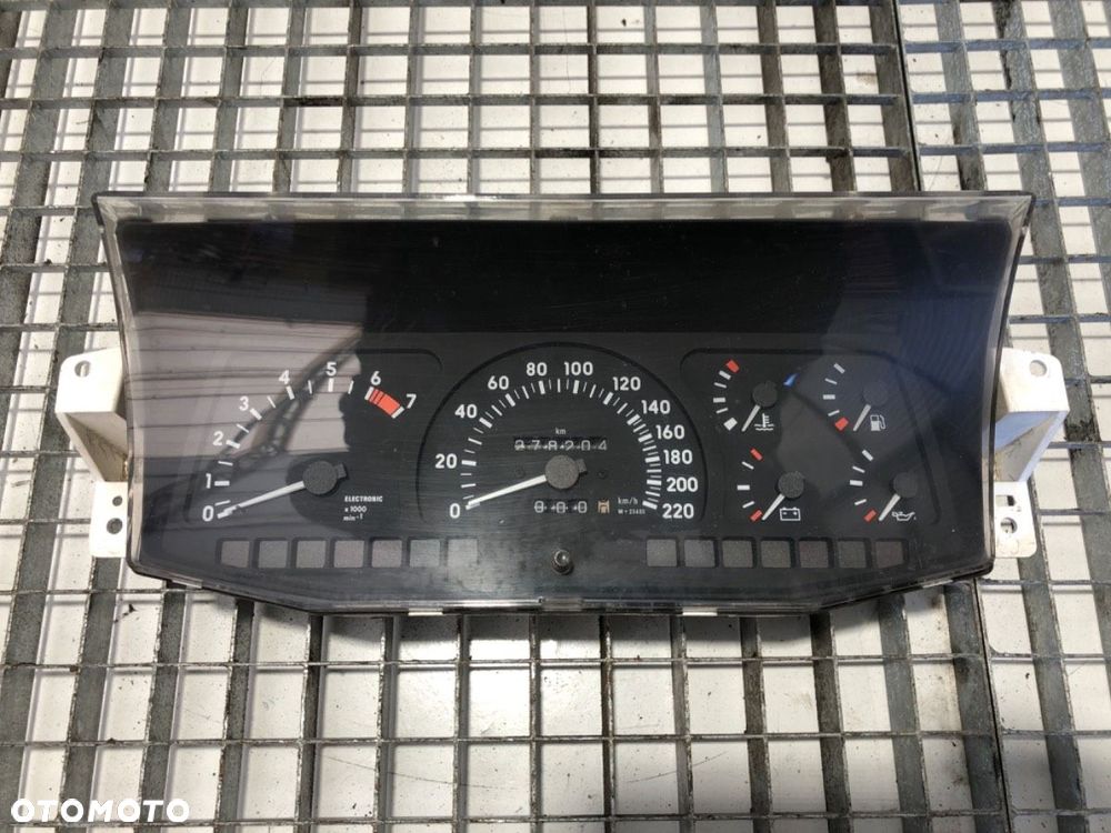 LICZNIK  OPEL FRONTERA A (U92) 1992 - 1998 2.2 i (54MWL4) 100 kW [136 KM] benzyna 1995 - 1998 - 1