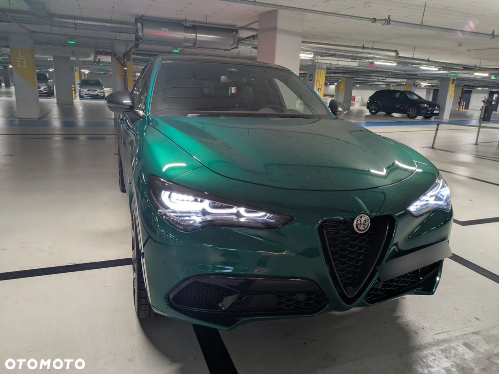 Alfa Romeo Stelvio 2.0 Turbo Tributo Italiano Q4 - 4