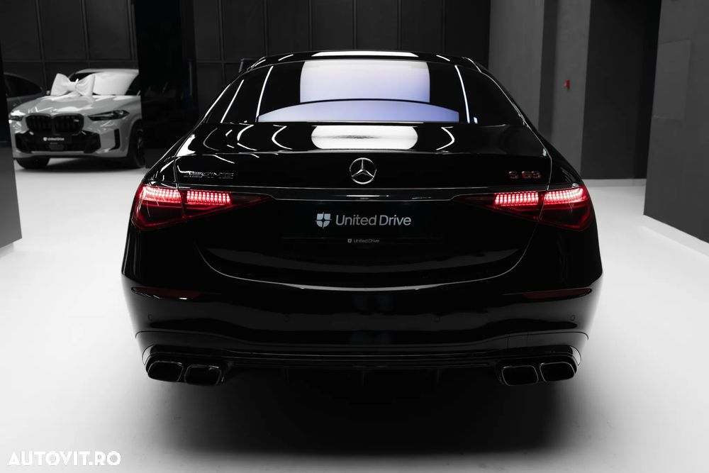 Mercedes-Benz S 63 AMG E Performance Long - 37