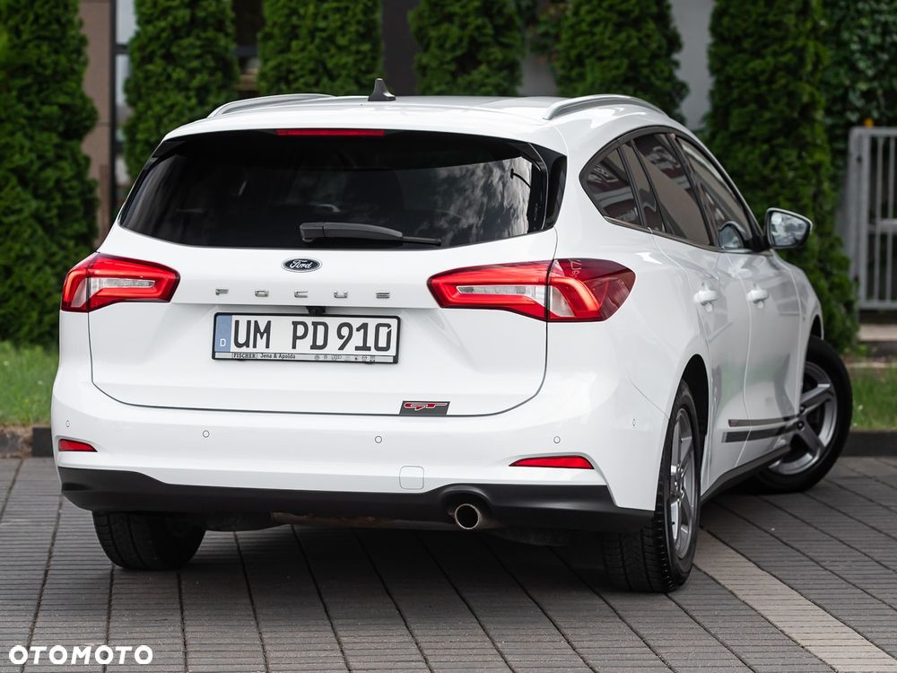 Ford Focus - 12