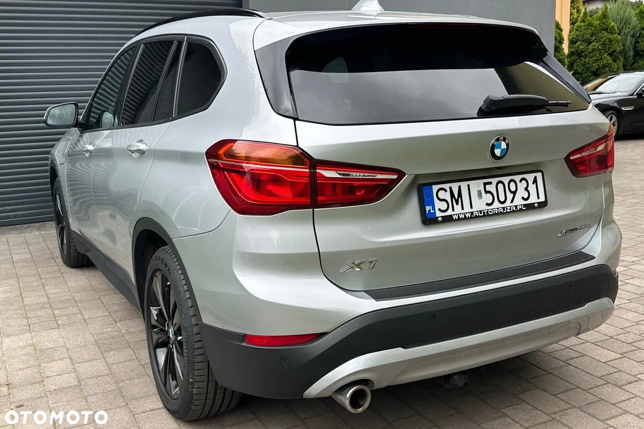 BMW X1 sDrive18i Advantage - 4